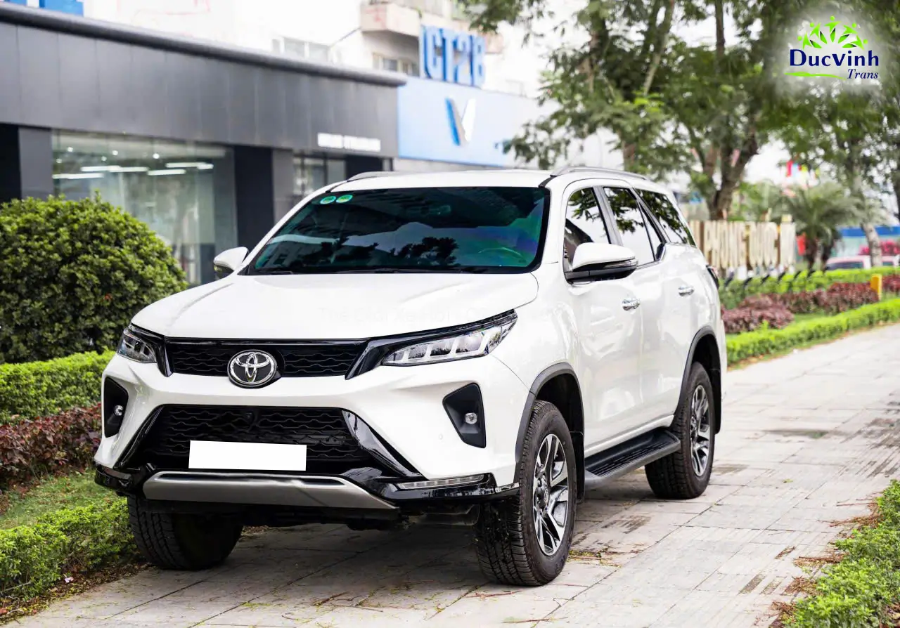 Cho Thuê Xe 7 Chỗ Đưa Đón Học Sinh